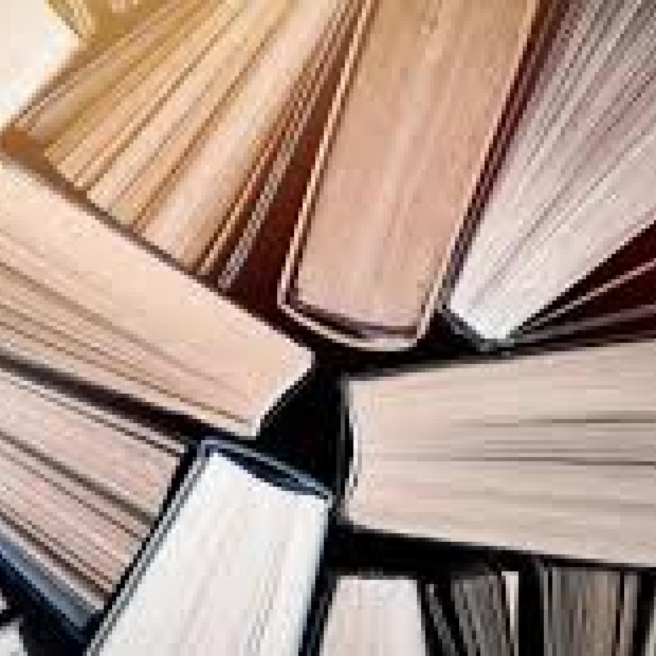 Bücher und CD/DVD
